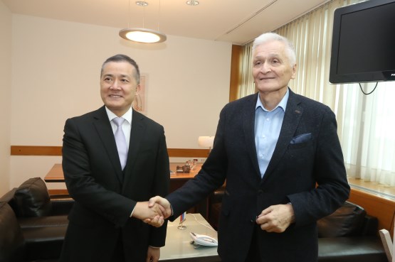 Predsjedatelj Doma naroda PSBiH dr. Nikola Špirić razgovarao s veleposlanikom Narodne Republike Kine u BiH 